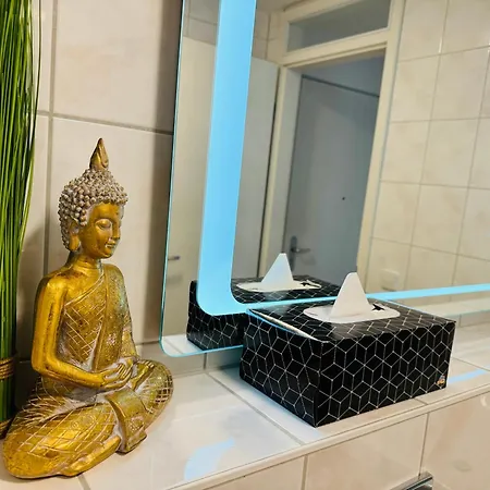 Anna & Sunny דירה