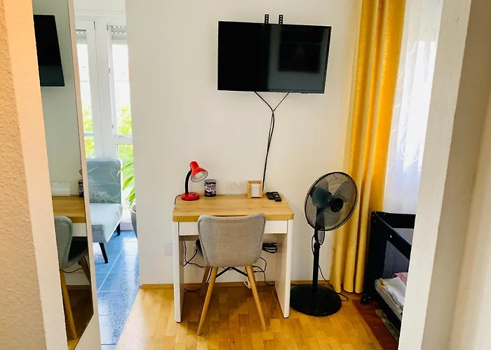 Anna & Sunny דירה